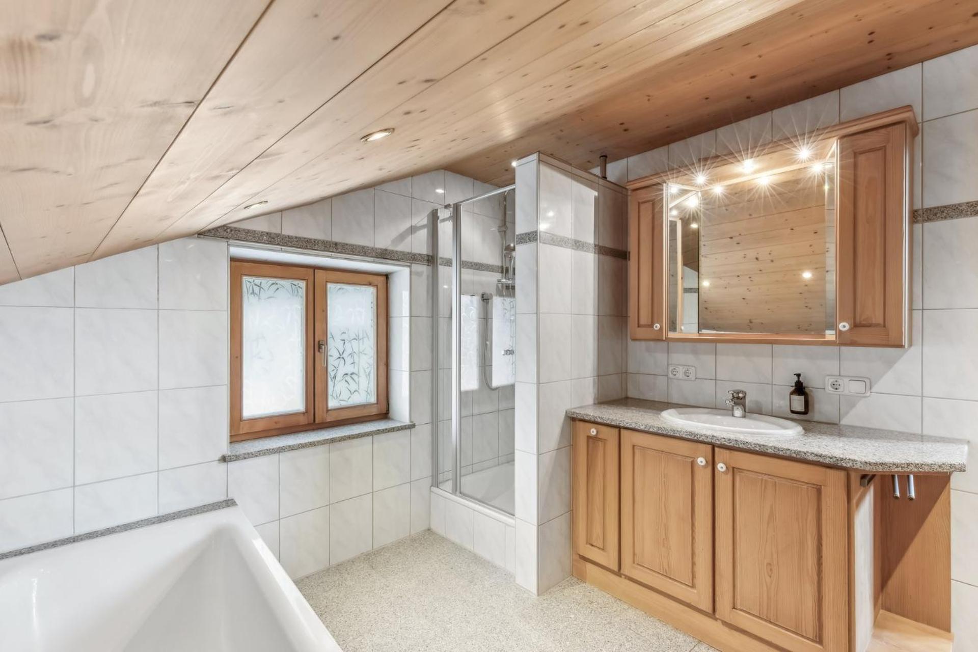 Casa Primavera - Grosse Stadtvilla Im Zentrum Miesbachs Miesbach